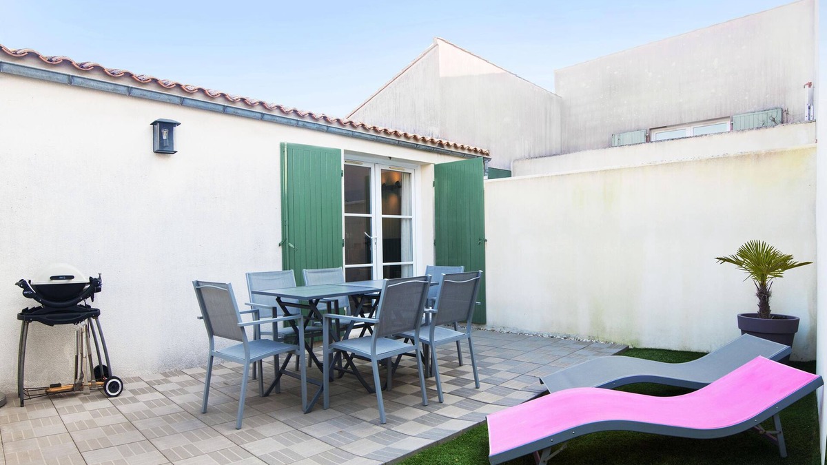 Saint-Martin-de-Re Apartment | 1 Bedroom Apartment In Saint-Martin-De-Ré