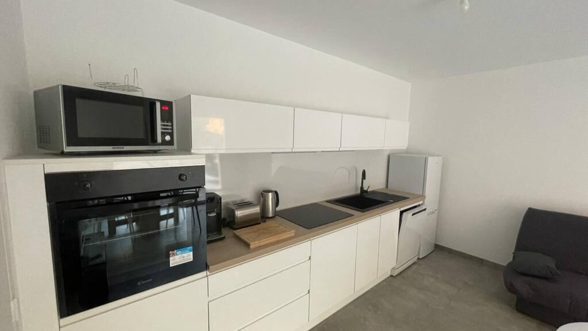 Pietrosella Apartment | 1 Bedroom Apartment in Pietrosella