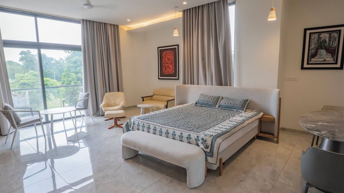 Padra Apartment | 1-bedroom apartment in fabulous Vadodara with fitness room with all amenities.
