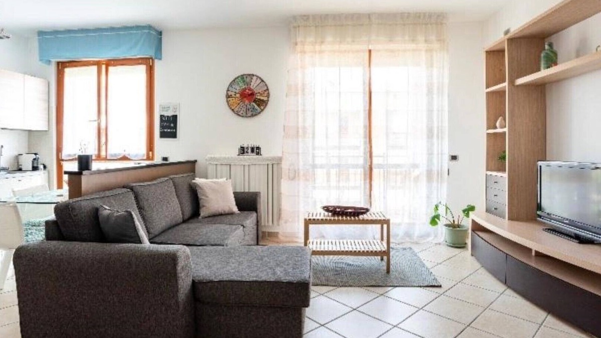 Comasina Apartment | 1 bedroom apartment in milan