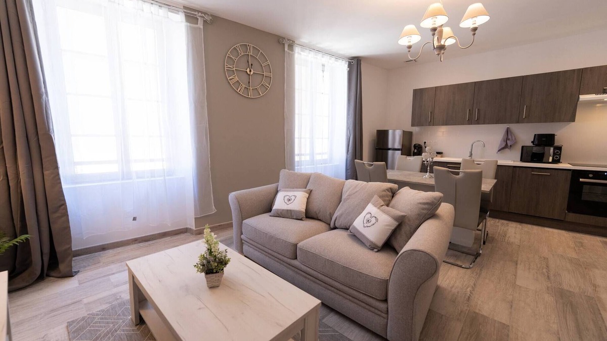 Riez Apartment | 1 Bedroom Apartment In Riez