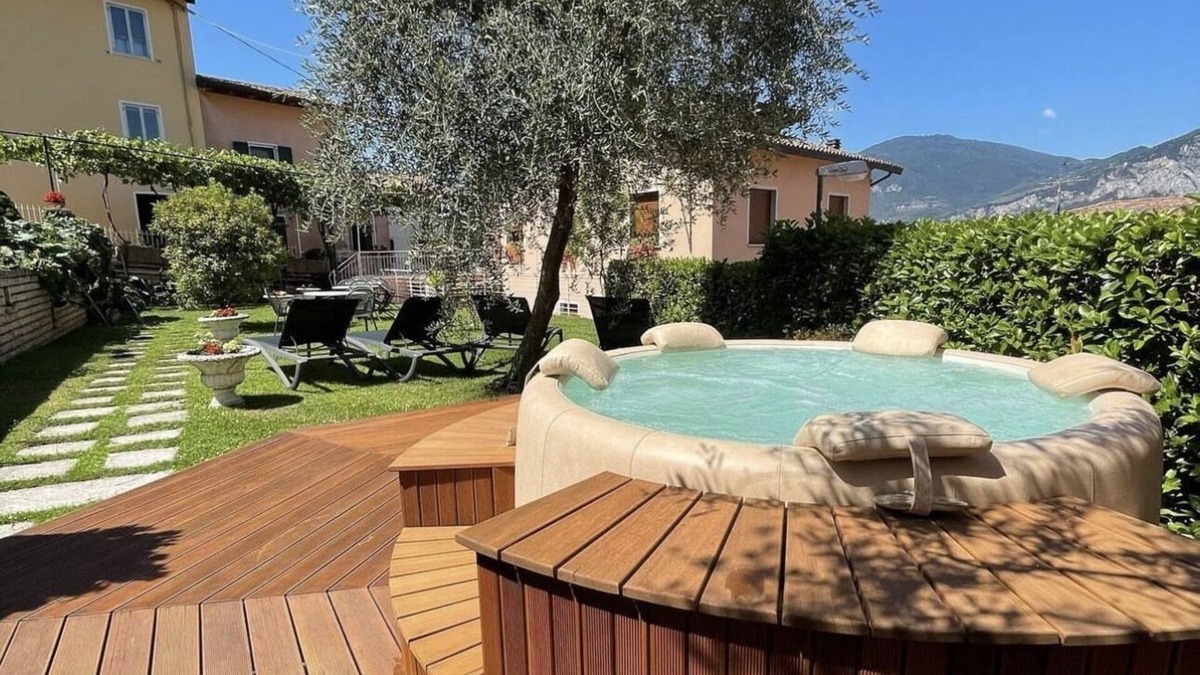 Cassone Apartment | 1 bedroom apartment in malcesine