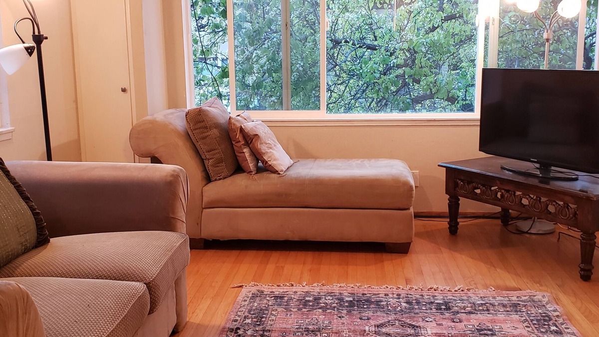 Grand Lake Apartment | 1-bedroom apartment just 11 minutes to San Francisco Bay