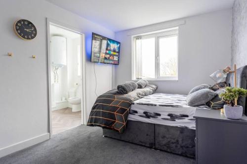 Seisdon Apartment | 1 Bedroom Apartment - Netflix - Close To City Centre And NEC