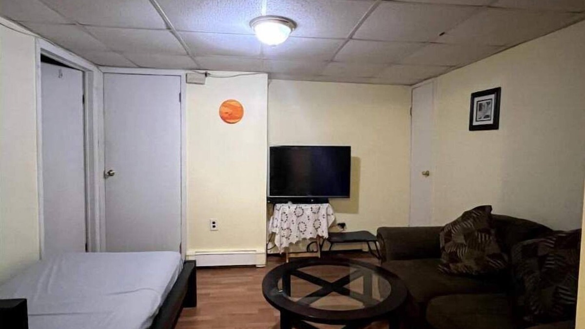 East Meadow Apartment | 1 bedroom Apartment