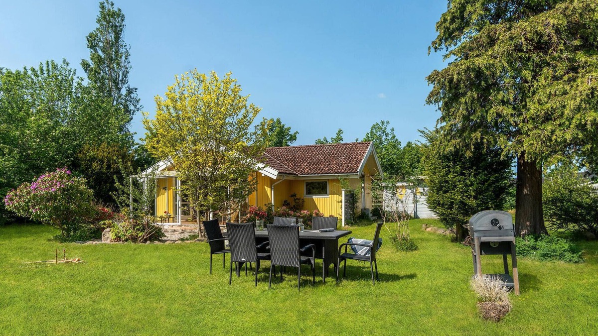 Frederikssund Municipality House | 1 bedroom awesome home in Jægerspris