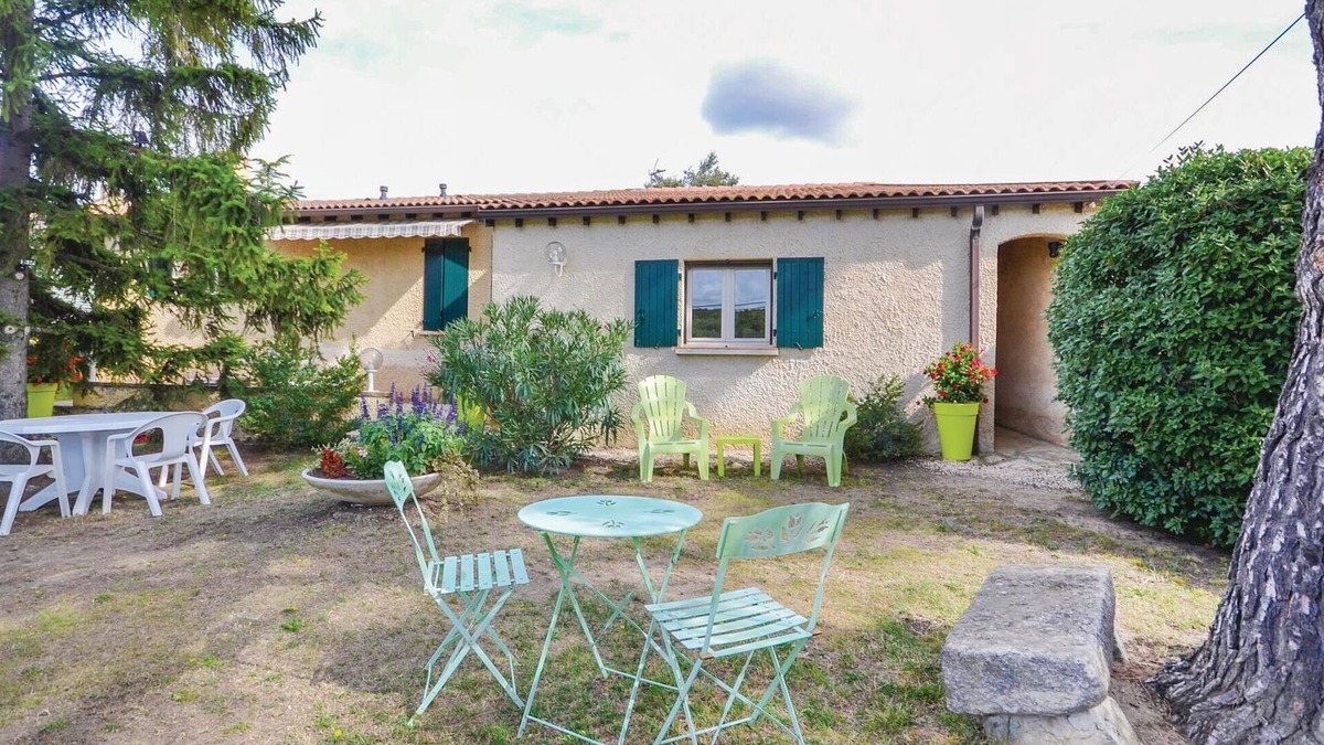 Visan House | 1 bedroom awesome home in Visan
