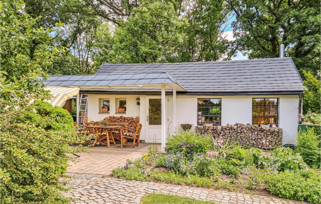 Tharandt House | 1 Bedroom Beautiful Home In Tharandt