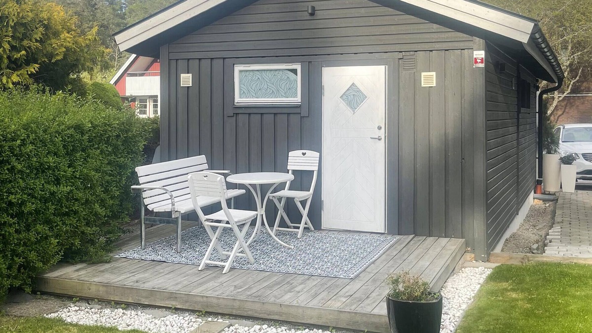 Upplands-Bro Municipality House | 1 bedroom beautiful home in Bro