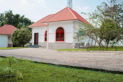 Ibadan Ski Chalet | 1 Bedroom Bungalow in Alalubosa GRA