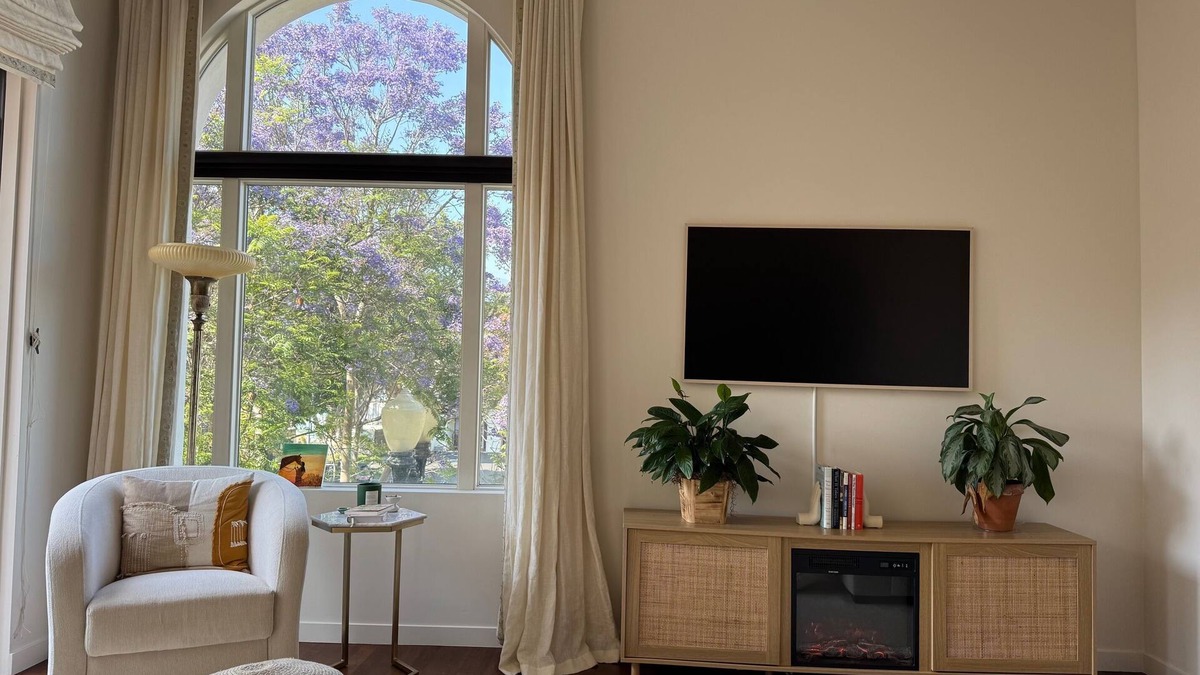 Lower State Condo | 1 bedroom condo in enchanting Santa Barbara by the water!