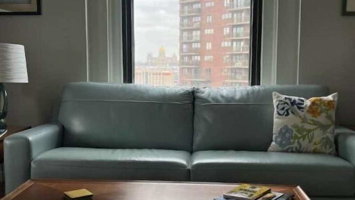 Downtown Des Moines Condo | 1 Bedroom Condo-Skywalk Access to Downtown!