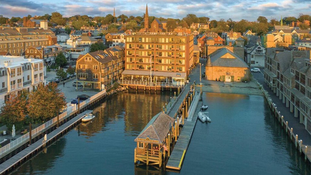 Yachting Village Condo | 1 Bedroom Condo w/Kitchen, Sleeps 4, at Inn On The Harbor Resort, Newport!