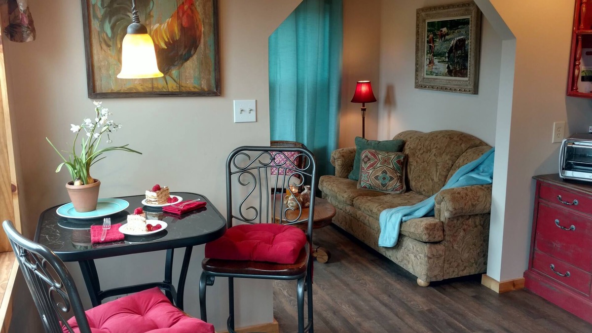 Kerrville Cottage | 1-bedroom cottage just 7 minutes to Guadalupe River