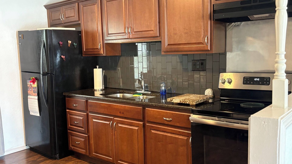 Del City House | 1 bedroom Cozy home in Oklahoma City
