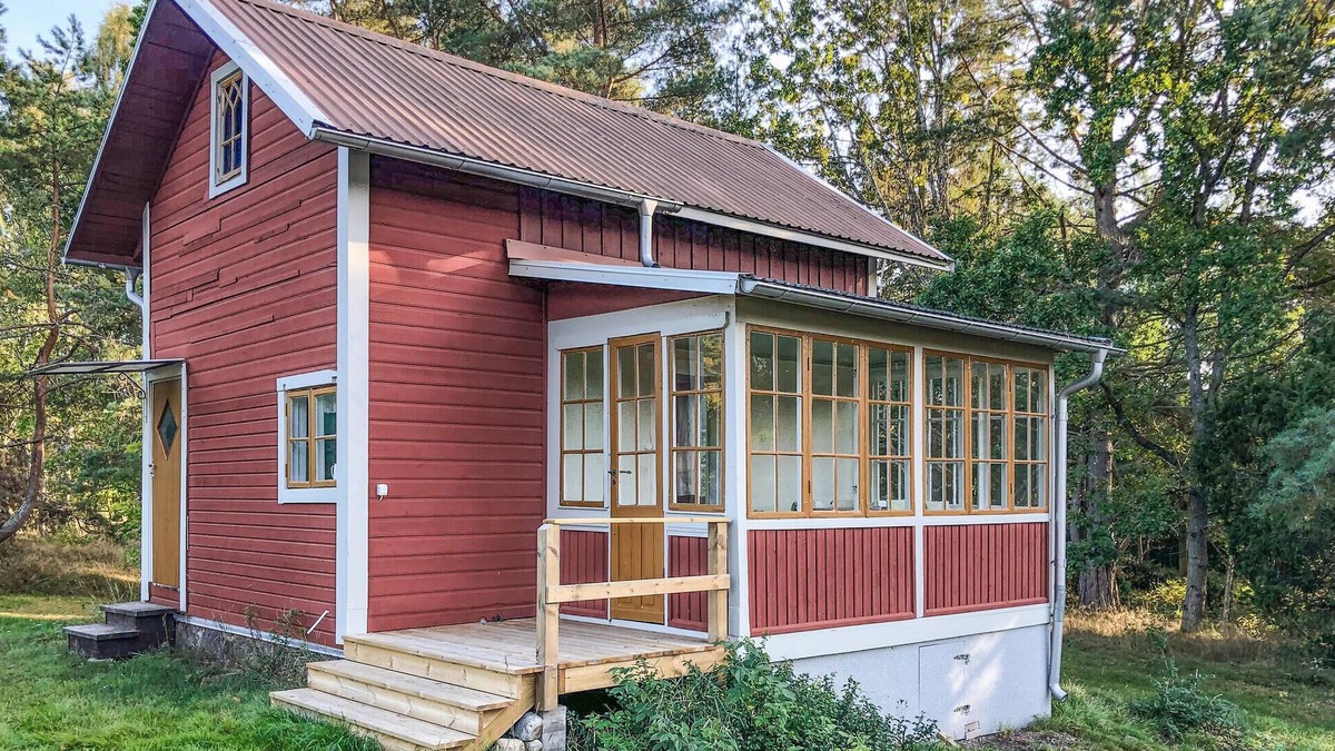 Vikbolandet House | 1 bedroom cozy home in Vikbolandet
