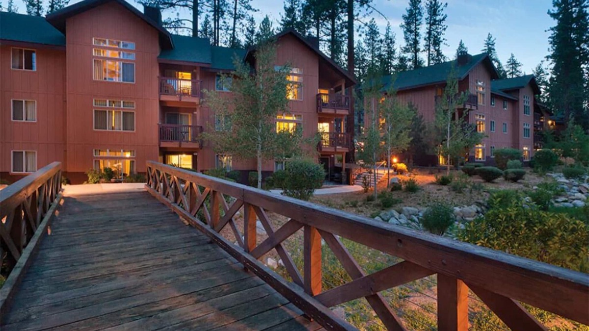 Round Hill Village Condo | 1 Bedroom Deluxe Condo w/Kitchen, Lake Tahoe, South Shore Resort!