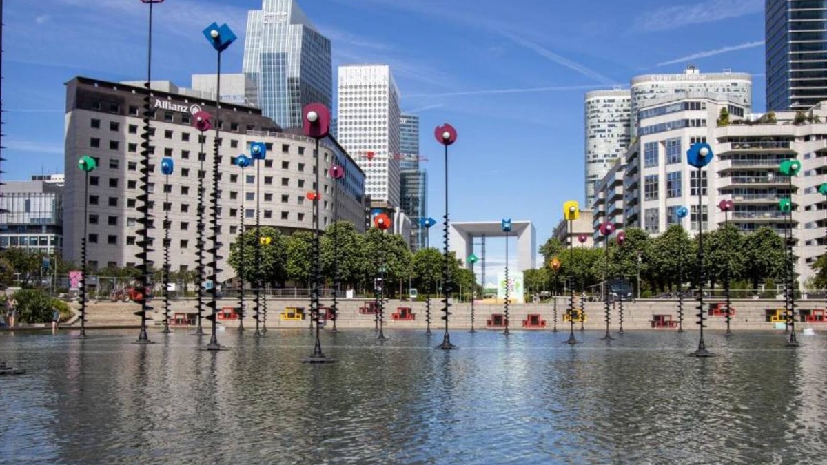 Gambetta Apartment | 1 Bedroom Deluxe with Balcony In La Défense Paris