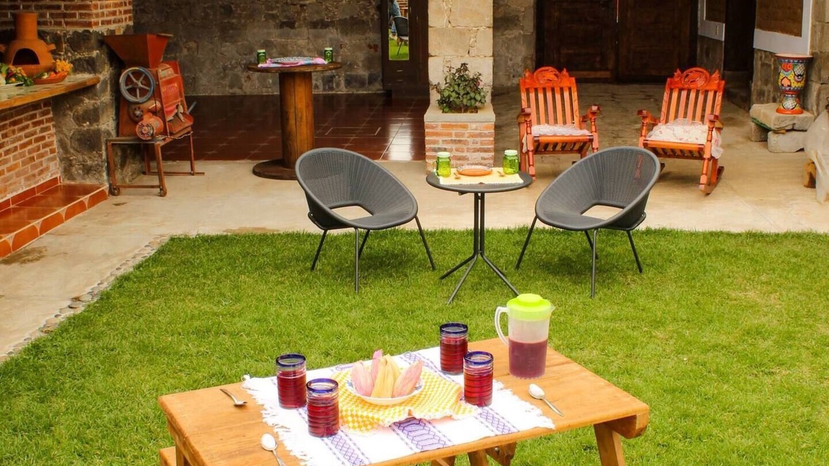 Zacatlan House | 1 bedroom El Azulejo in Mexican B&B Hacienda!