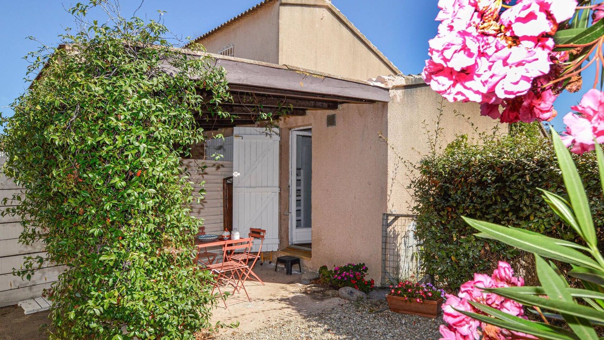 Venzolasca House | 1 bedroom gorgeous home in Venzolasca