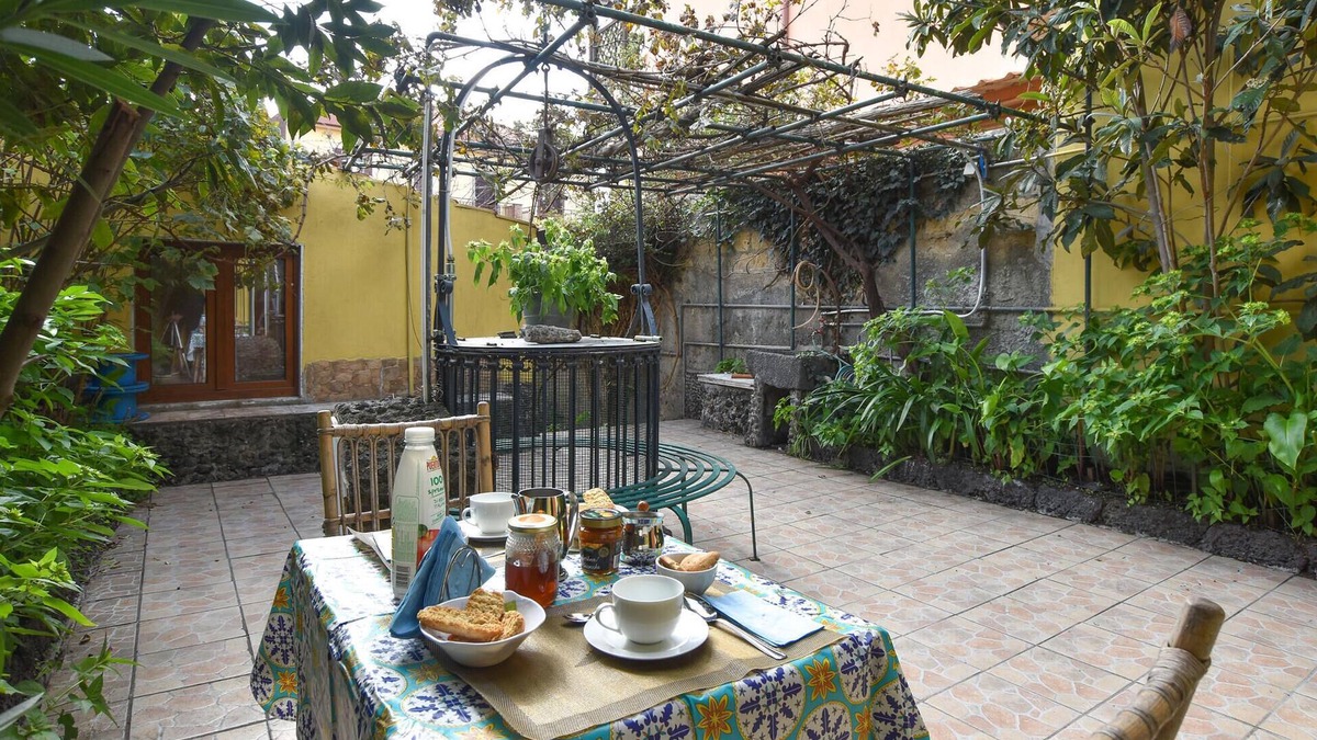 Mascalucia House | 1 bedroom gorgeous home in Mascalucia