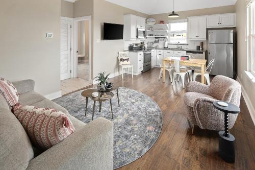 College Park Apartment | 1 Bedroom Guest House Across the Street From Kyle Field