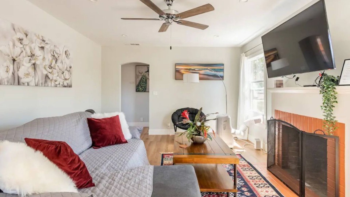 Centennial Apartment | 1 Bedroom Home with Home Office