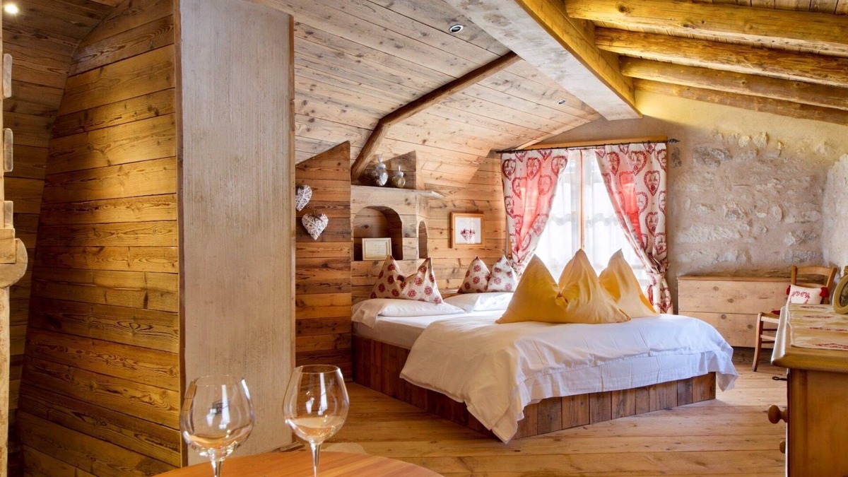Nembia Ski Chalet | 1 Bedroom Chalet in San Lorenzo Dorsino