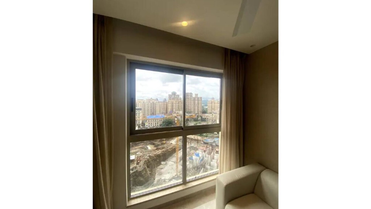 Hiranandani Gardens Apartment | 1-Bedroom Lake View Apartment at Hiranandani Powai