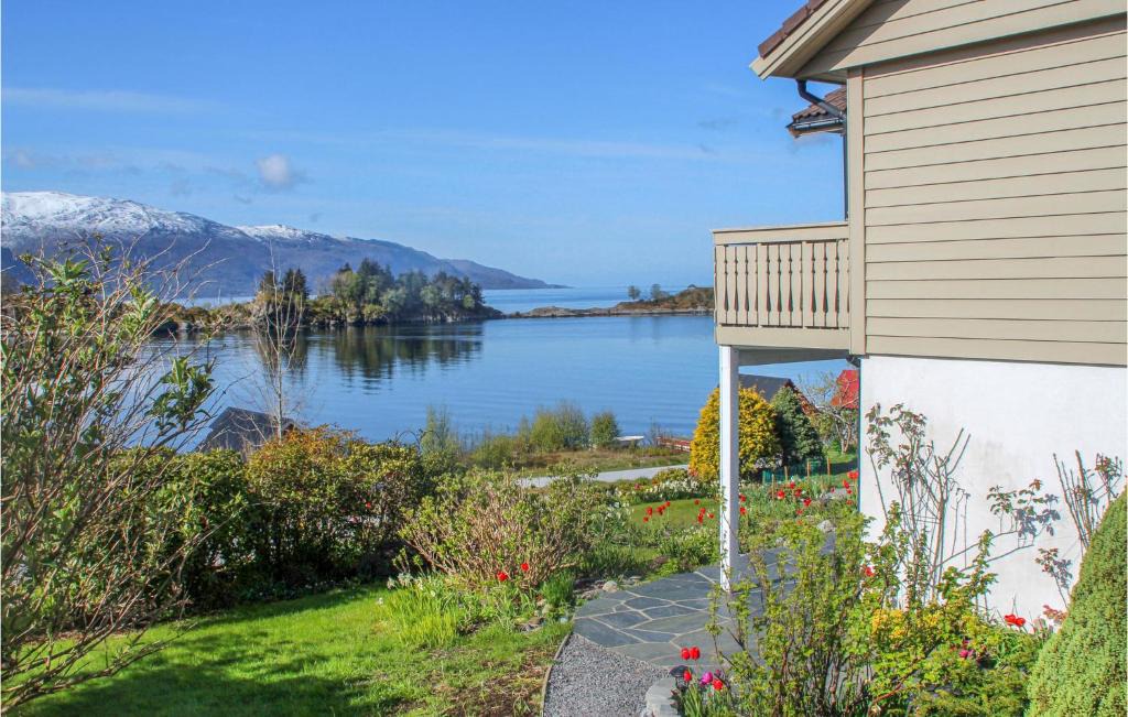 Flora Apartment | 1 Bedroom Lovely Apartment In Svortevik