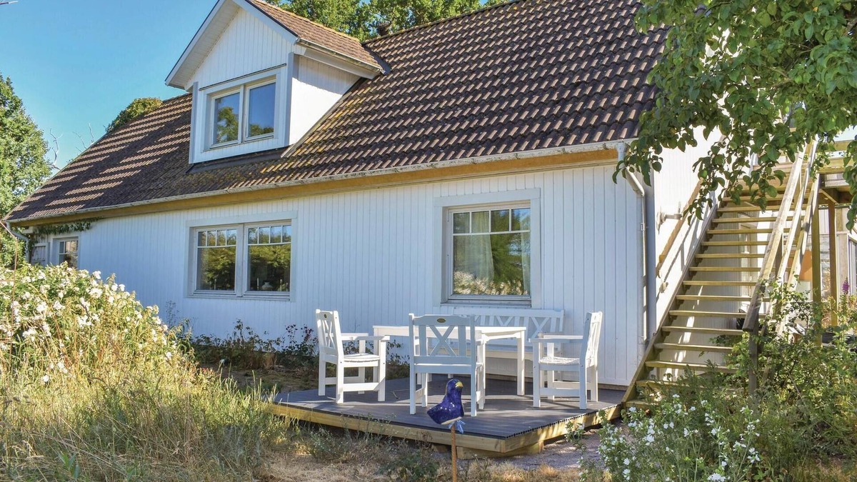 Listerby Apartment | 1 bedroom nice apartment in Listerby