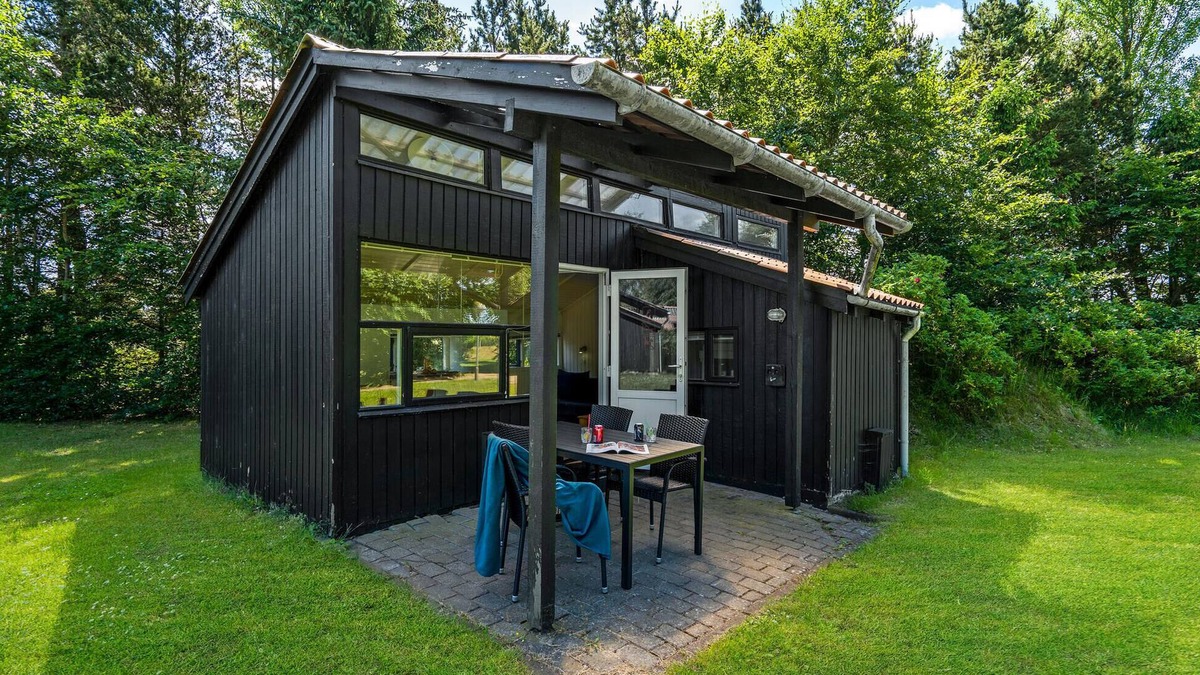 Hampen House | 1 bedroom nice home in Hampen