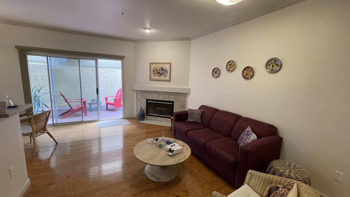 Evergreen Park Apartment | 1 Bedroom & Office, Near Caltrain and Stanford