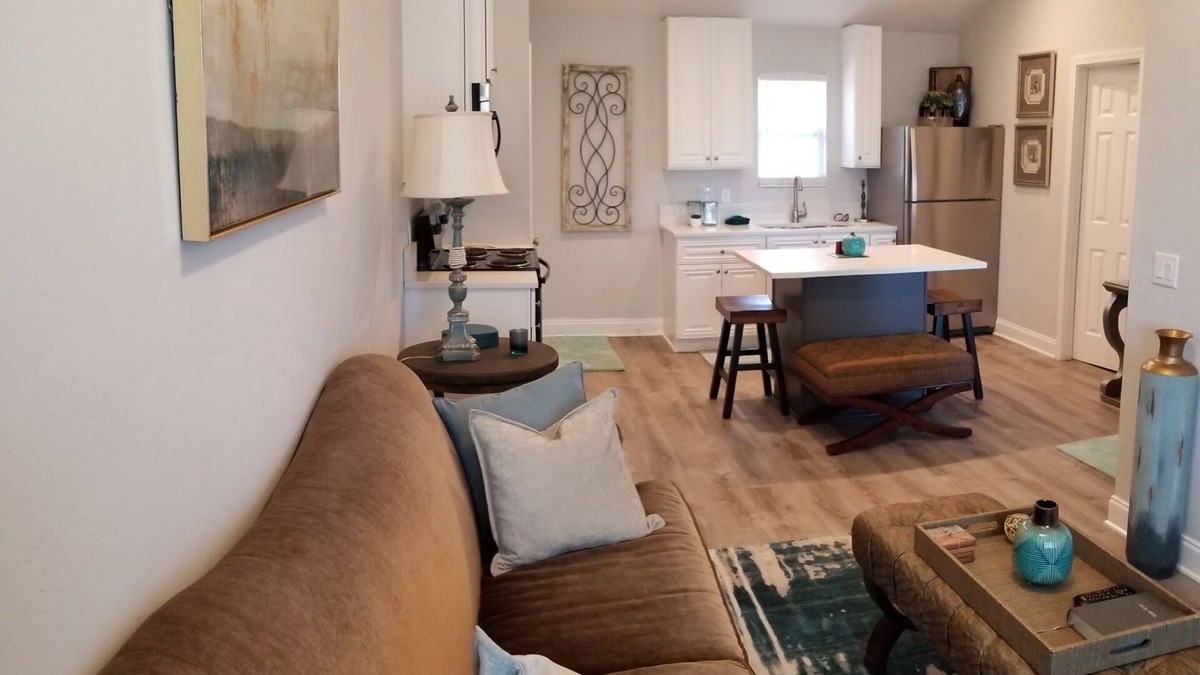 Langston Apartment | 1-Bedroom Panhellenic Apartment Suite w/Office Space at Ballards by The Lake