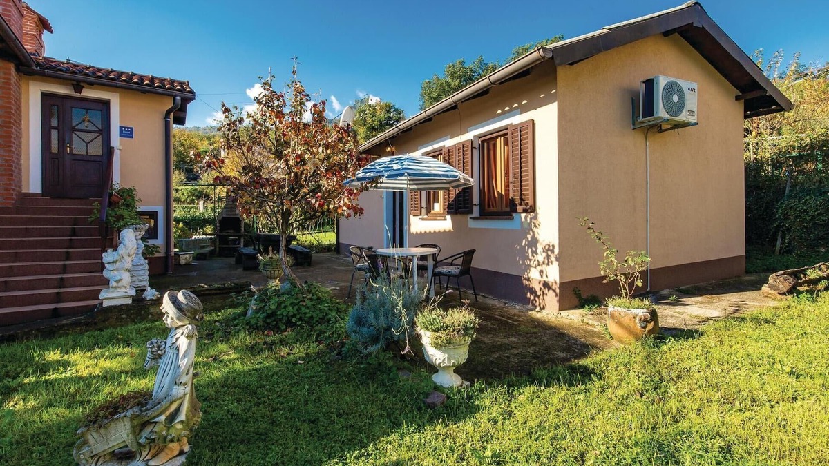 Opric House | 1 bedroom pet friendly home in Lovran