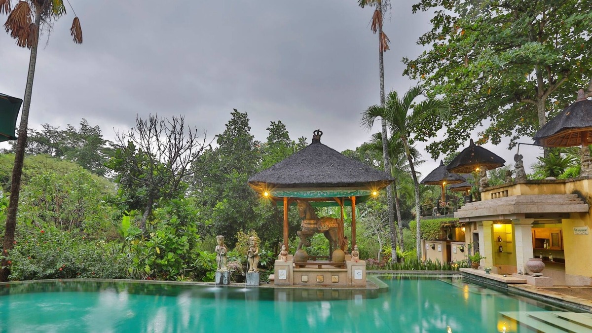 Penatih Resort | 1 Bedroom private balcony near Ubud with views of the grounds and rice fields