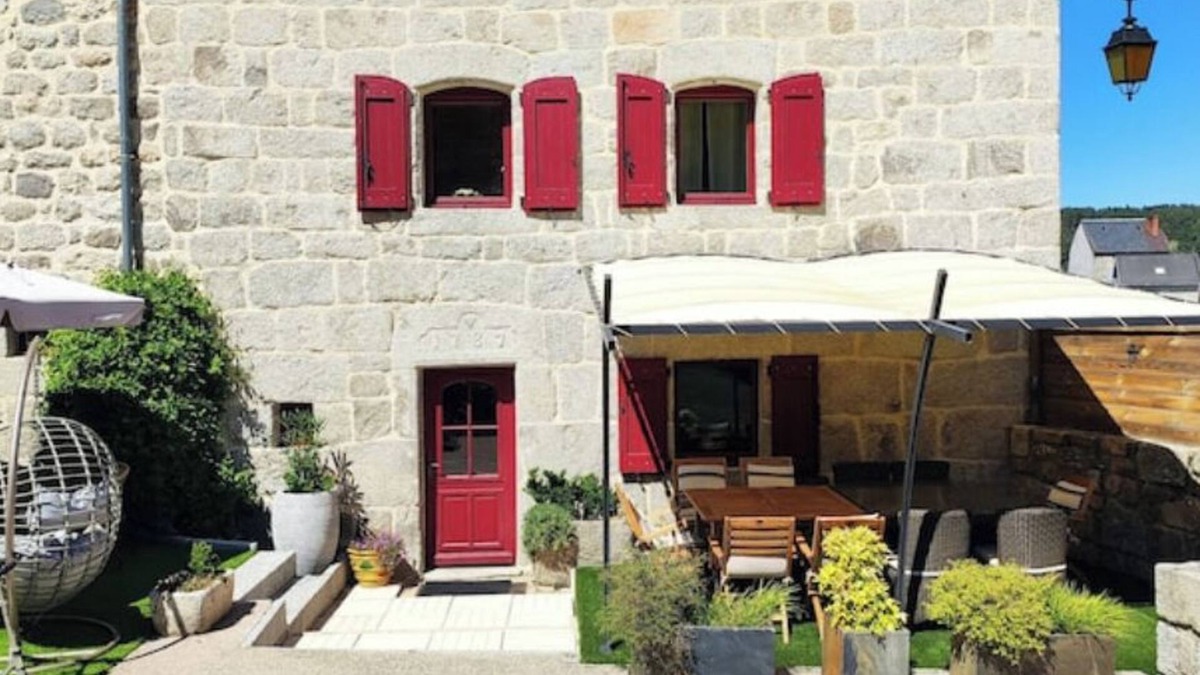 Saint-Just House | 1 bedroom private vacation home in val d'arcomie