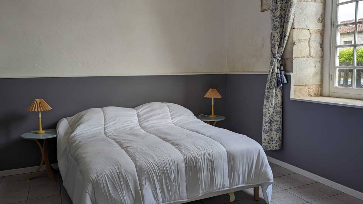 Chalais House | 1 Bedroom Private vacation home in Chalais