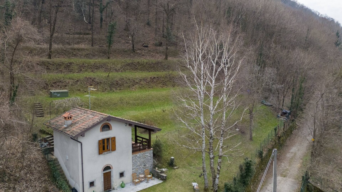 Canzo House | 1 bedroom private vacation home in canzo