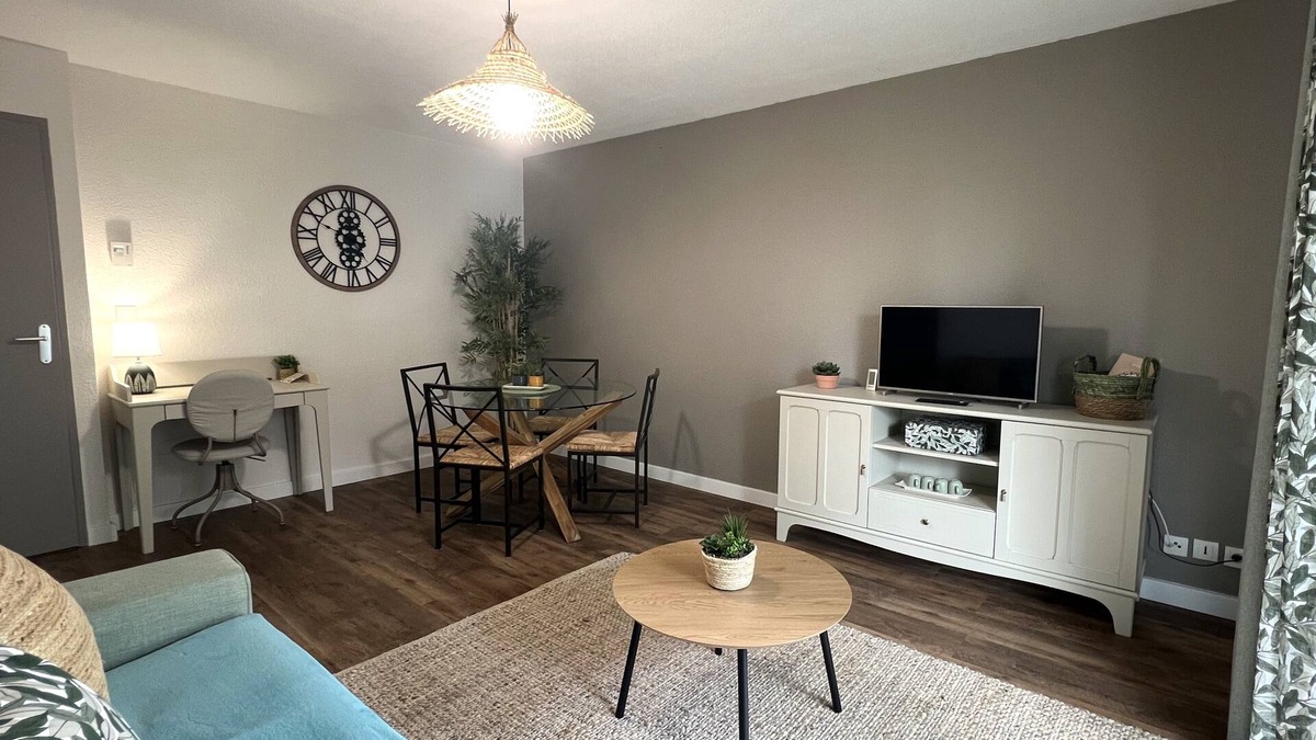 Albi Apartment | 1 bedroom private vacation home in albi