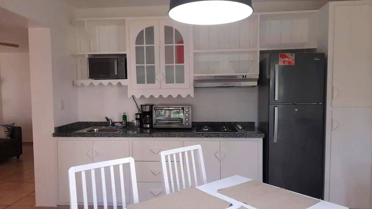 ProCab Apartment | 1-bedroom quiet condo in central Cabarete, TV/WiFi/pool/safe/parking