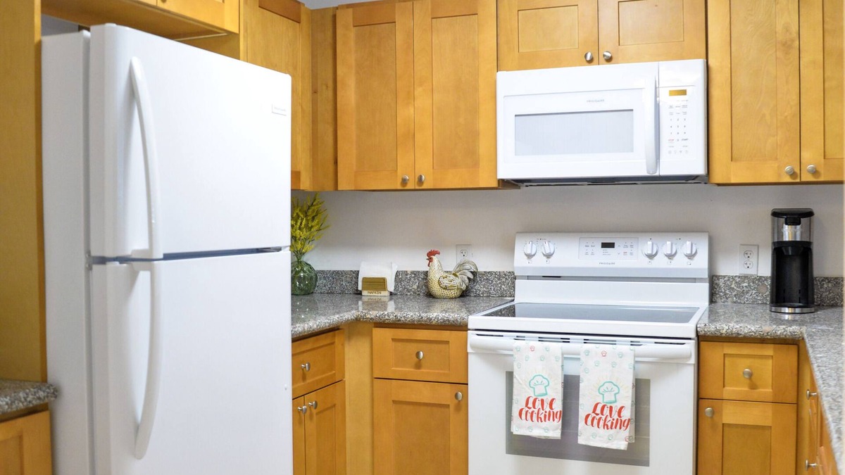 East Little Havana Apartment | 1 bedroom rental unit Little Havana free parking