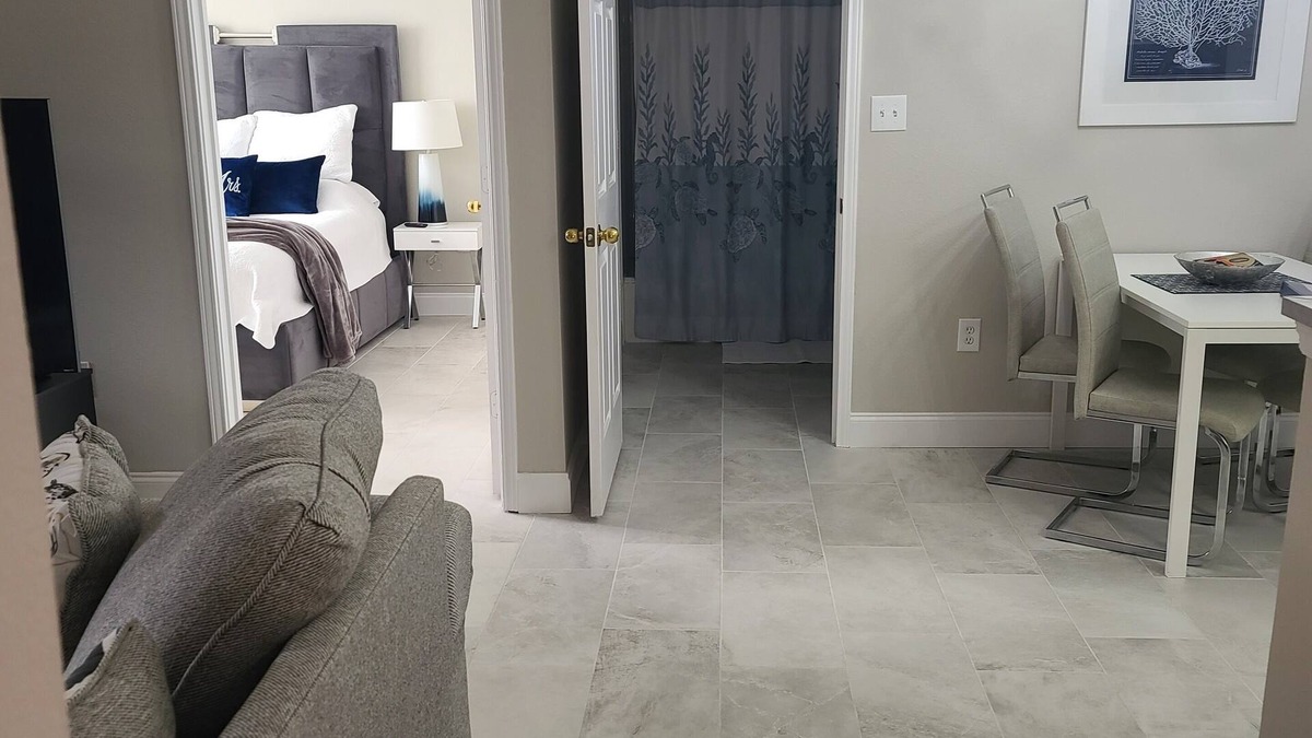 Clearwater Condo | 1 bedroom Retreat by the pool, ground floor luxury Awaits.