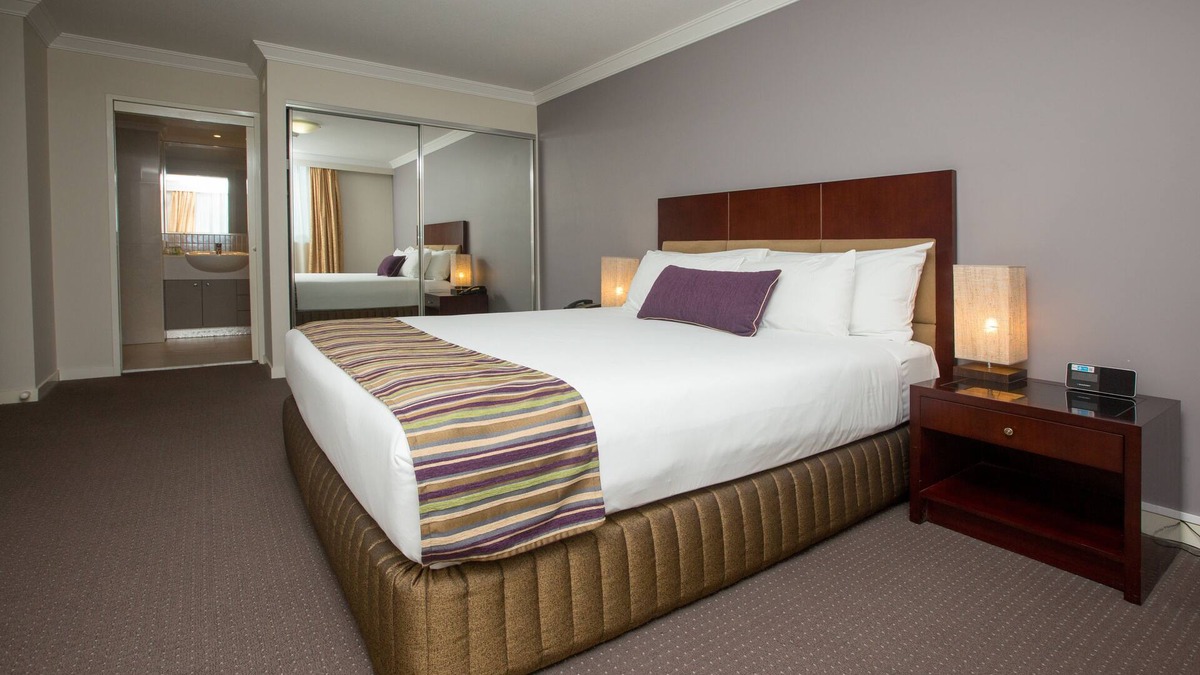 Springwood Apartment | 1 Bedroom Self-contained Unit