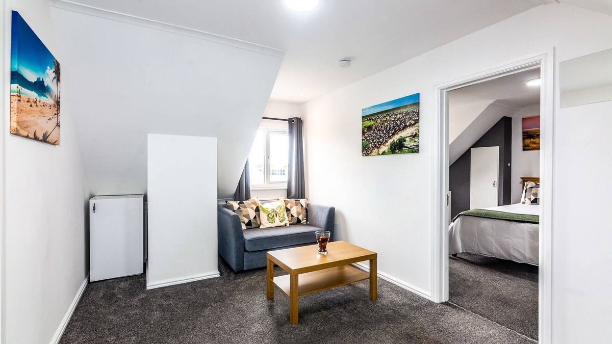 South Acton Apartment | 1 BEDROOM SELF CONTAINED NEWLY BUILT FLAT IN ACTON LONDON