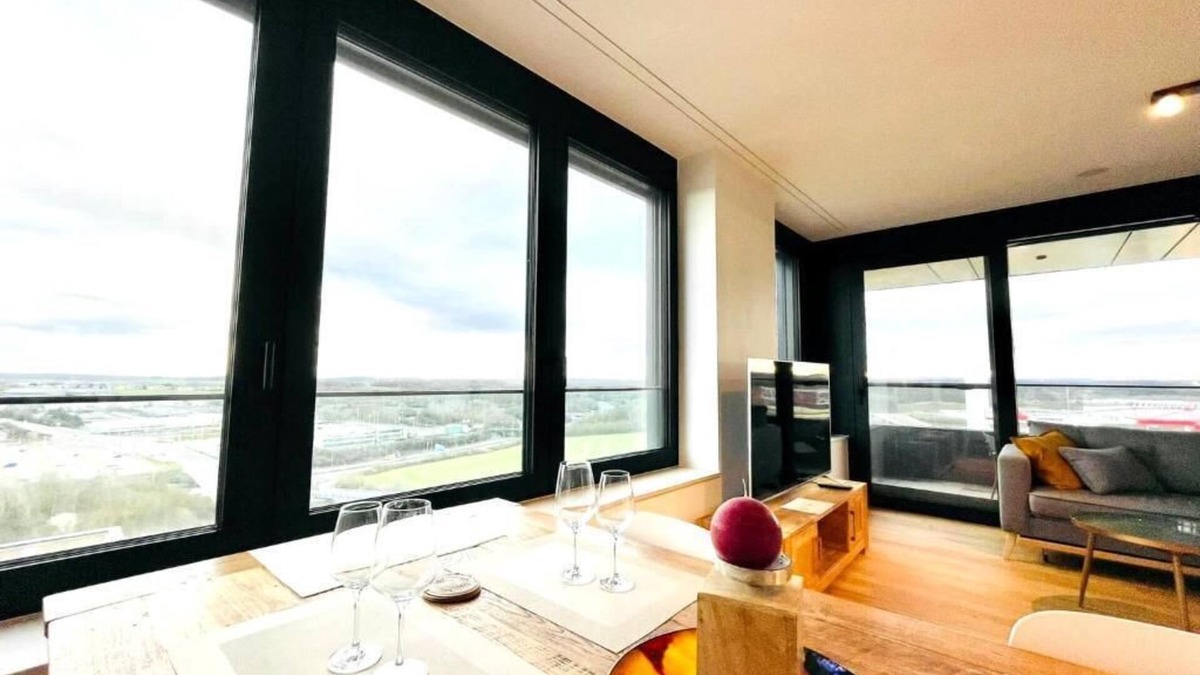 Gasperich Apartment | 1 Bedroom SPA - Gym - Terrace & Parking
