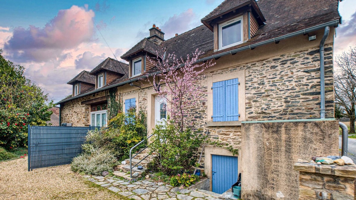 Jumilhac-le-Grand House | 1 bedroom stunning home in Jumilhac-Le Grand