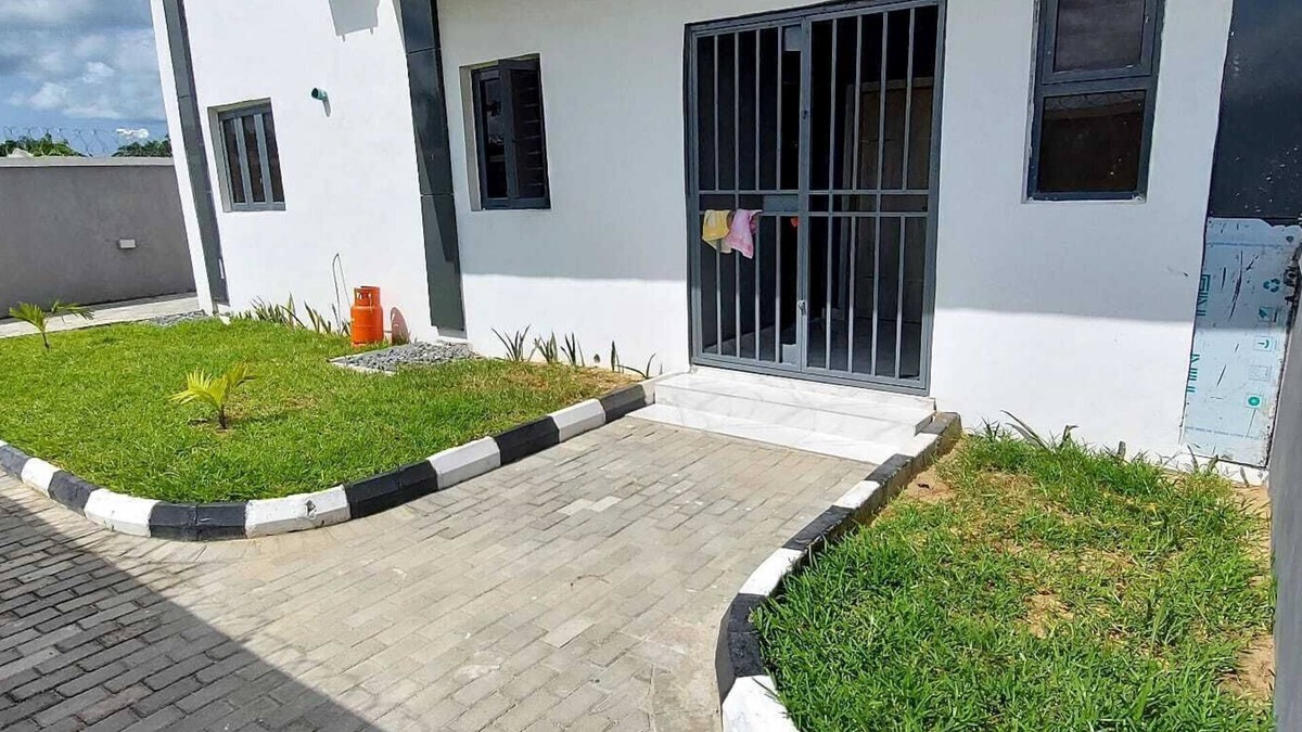 Ofin Apartment | 1 Bedroom Studio Apartment, in the Heart of Lekki with 24/7 Electricity Supply