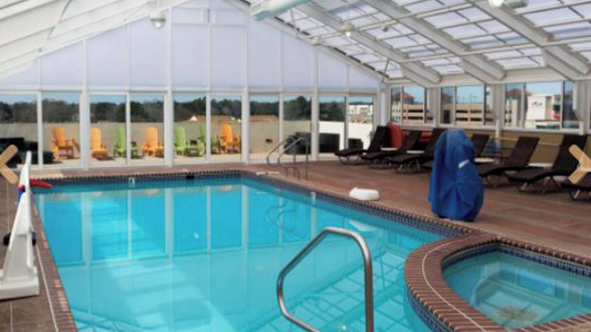 Virginia Beach Resort | 1 Bedroom Studio on the Virginia Beach waterfront