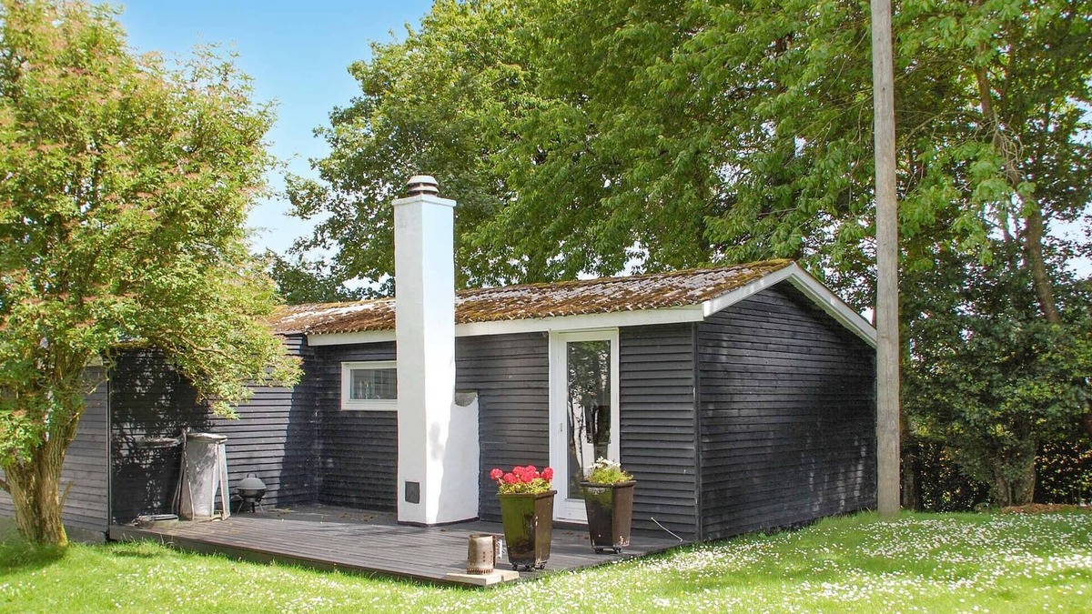 Skygge House | 1 bedroom stunning home in Ejstrupholm